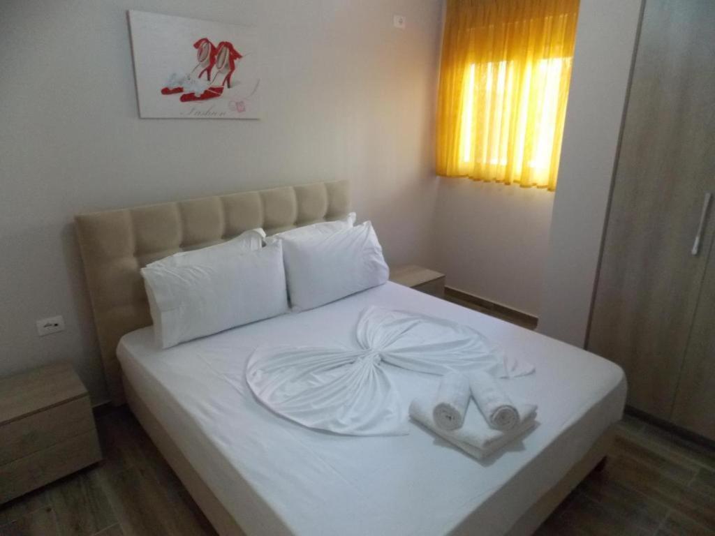 Coastline Apartments Саранде Екстериор снимка