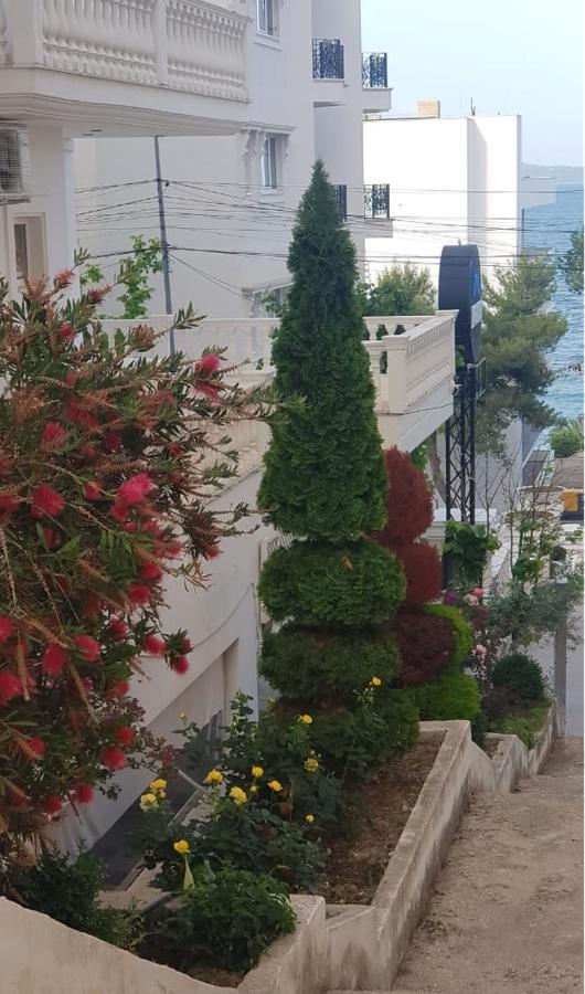 Coastline Apartments Саранде Екстериор снимка