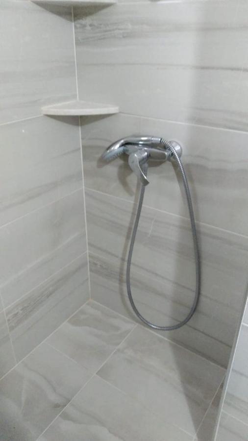 Coastline Apartments Саранде Екстериор снимка